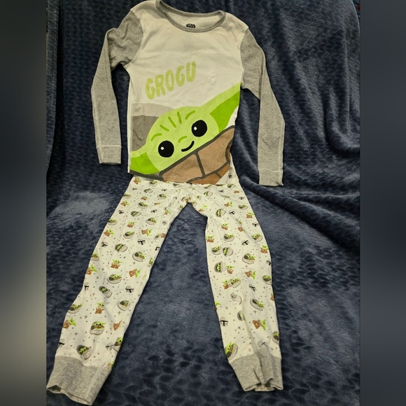 💜 3 for $15 | Kids Star Wars Grogu Pajama Set - Picture 6 of 8